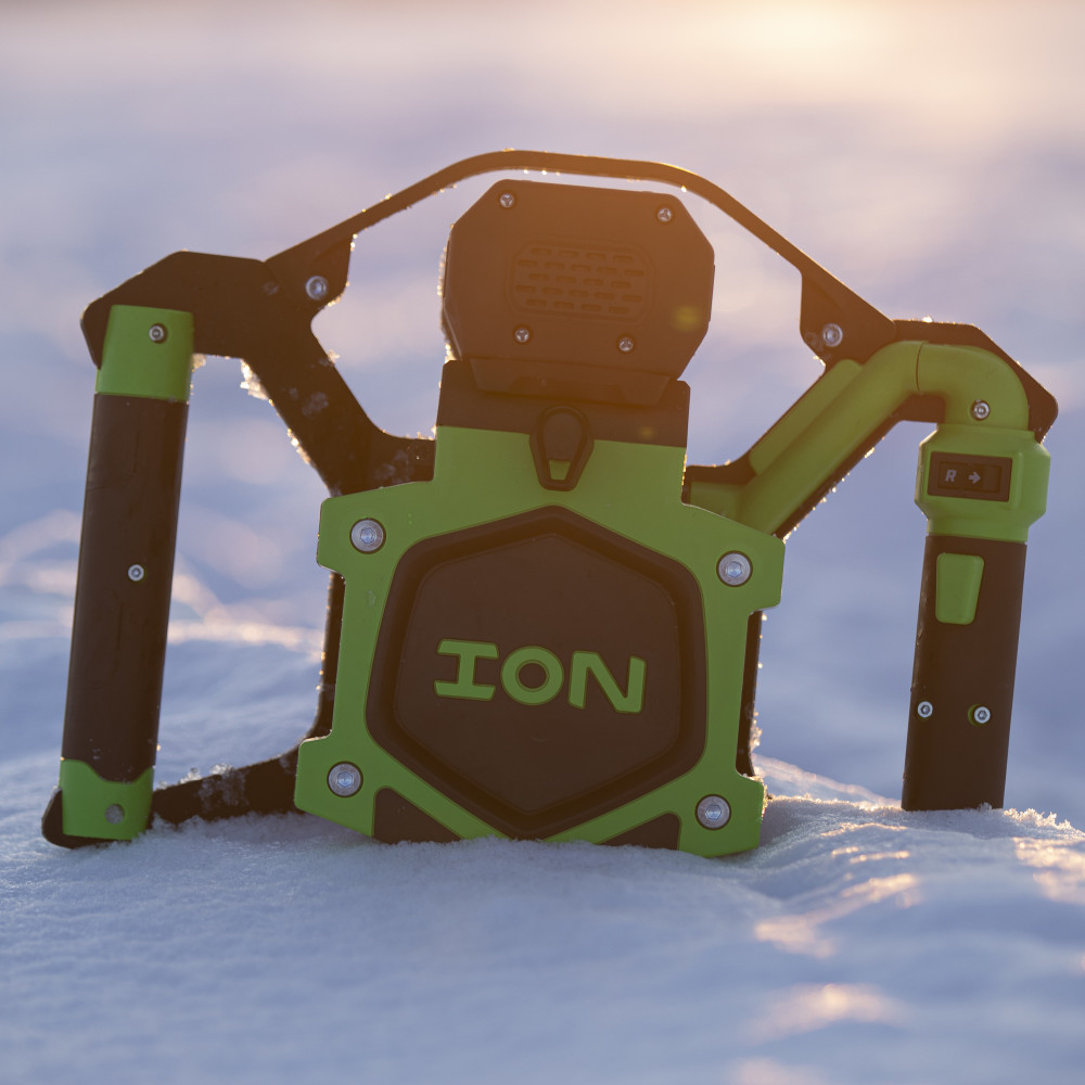 ION Ice Auger Alpha Poly 8 ;