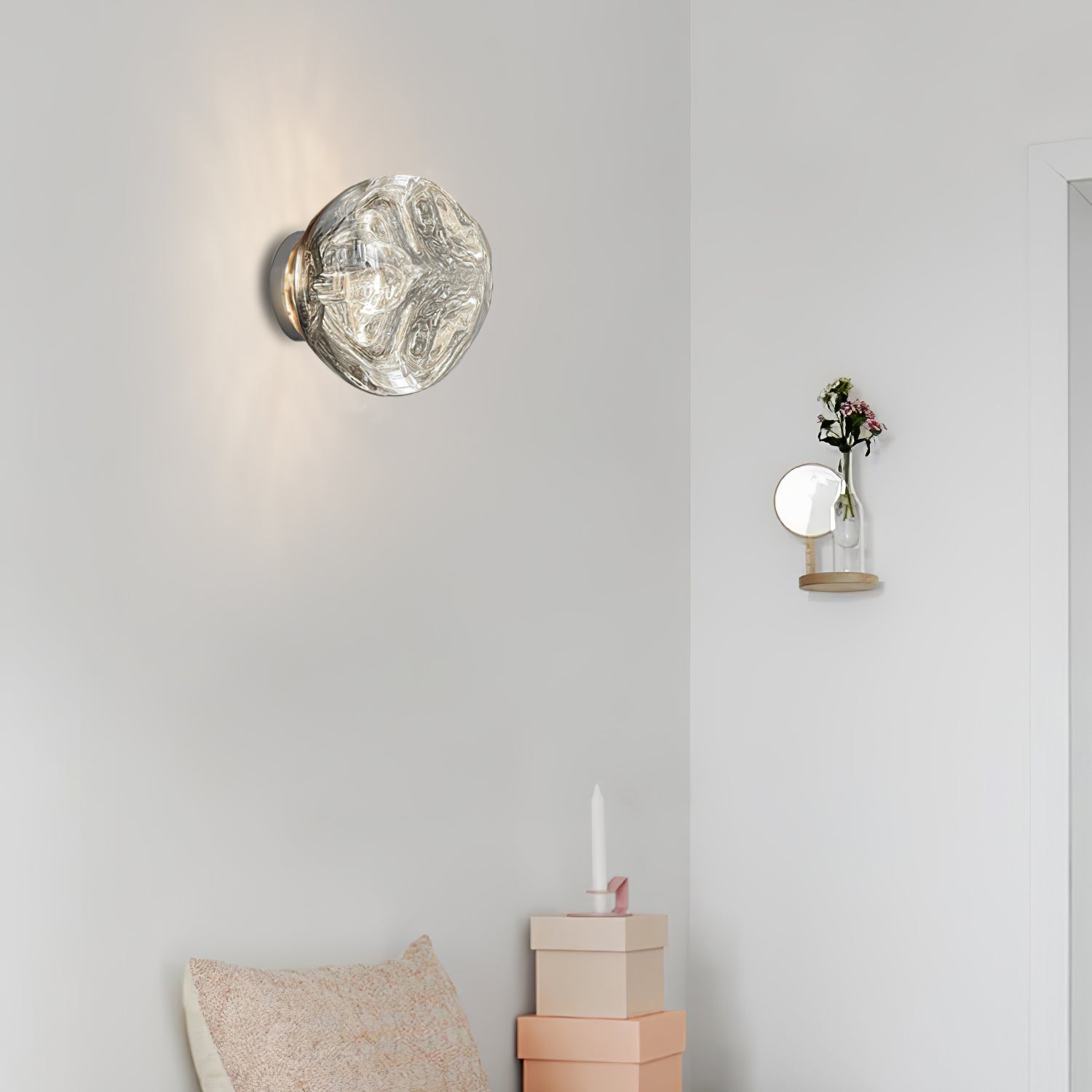 Lava Plug-in Wall Lamp