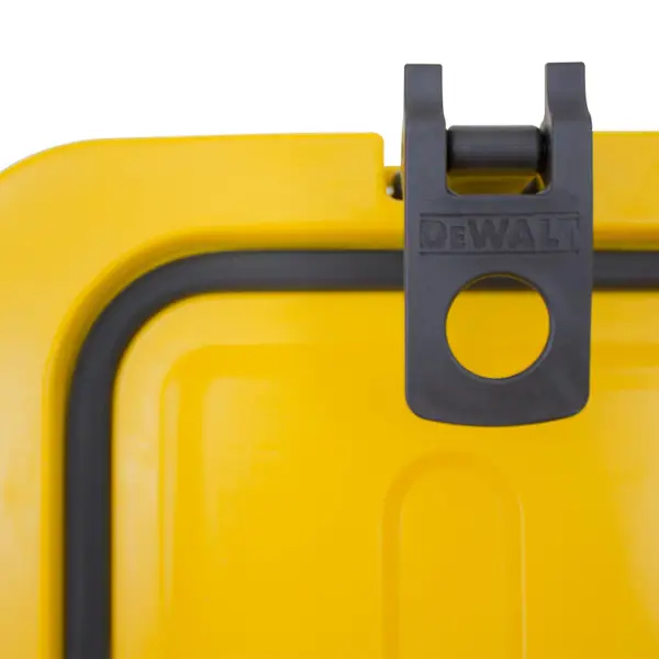 DEWALT 65 QT Cooler