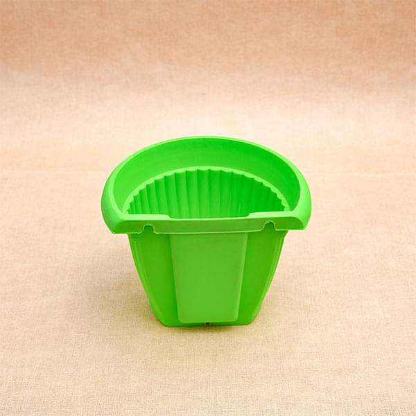 7.9 inch (20 cm) Bello Wall Mounted D Shape plastic Planter (Green) (set of 6)