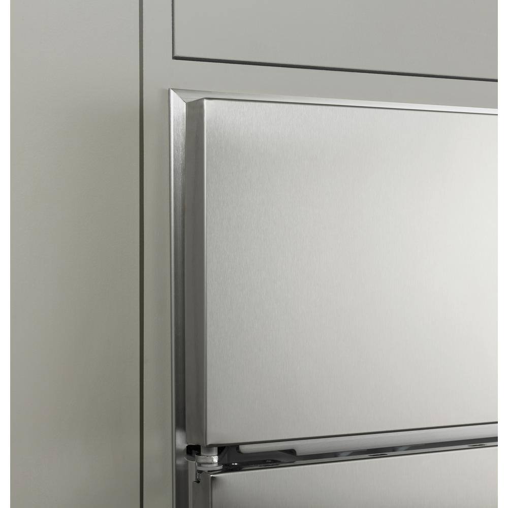 Cafe 28.7 cu. ft. Built-In Smart Side by Side Refrigerator in Stainless Steel CSB48YP2RS1