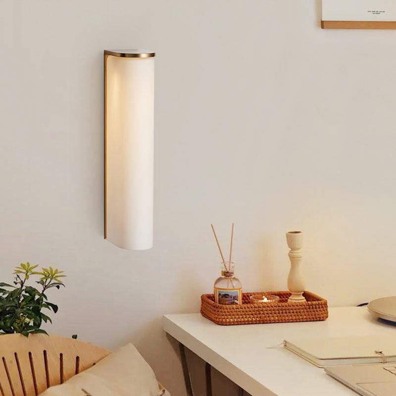 Slim Wall Lamp