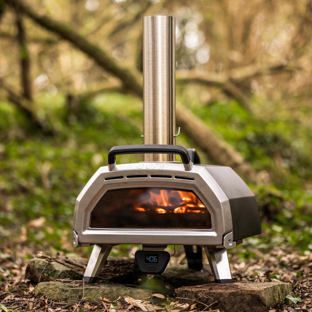 Ooni Karu 16 Multi-Fuel Portable Outdoor Pizza Oven