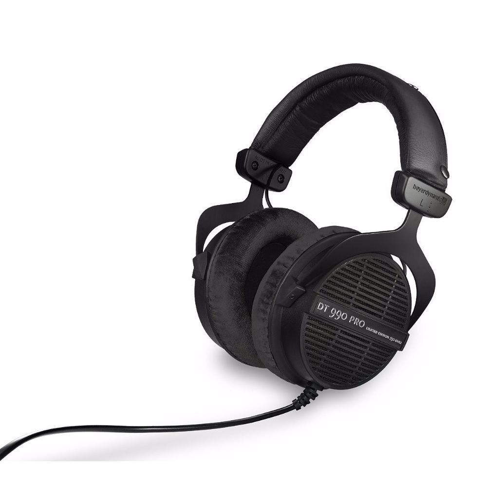 Beyerdynamic DT 990 PRO Studio Headphones (Ninja Black， Limited Edition) Bundle