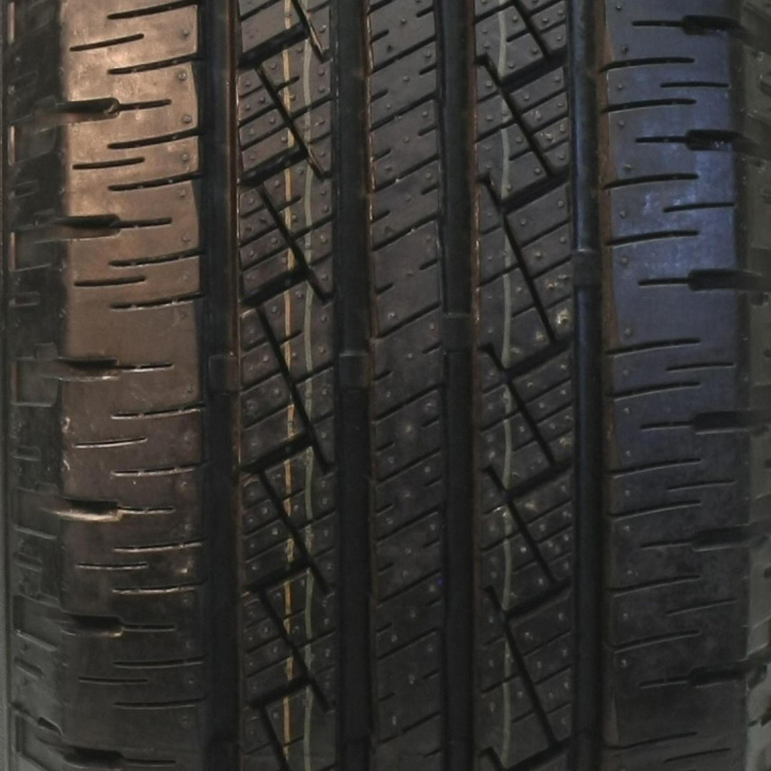 Crosswind LTR HWY (L780) LT215/85R16 115Q Tire