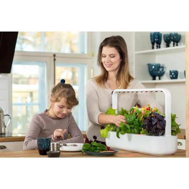 Click and Grow Smart Garden 9 Indoor Gardening System With Grow Light And 9 Plant Pods