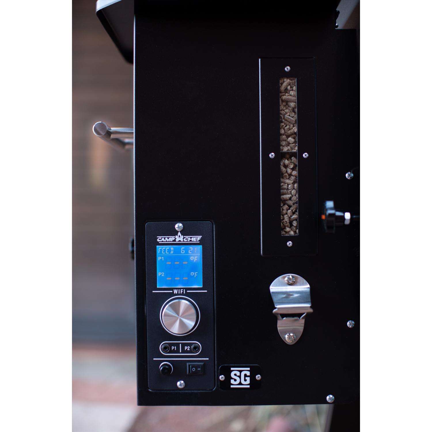 Camp Chef SmokePro Wood Pellet Bluetooth and WiFi Grill and Smoker Black