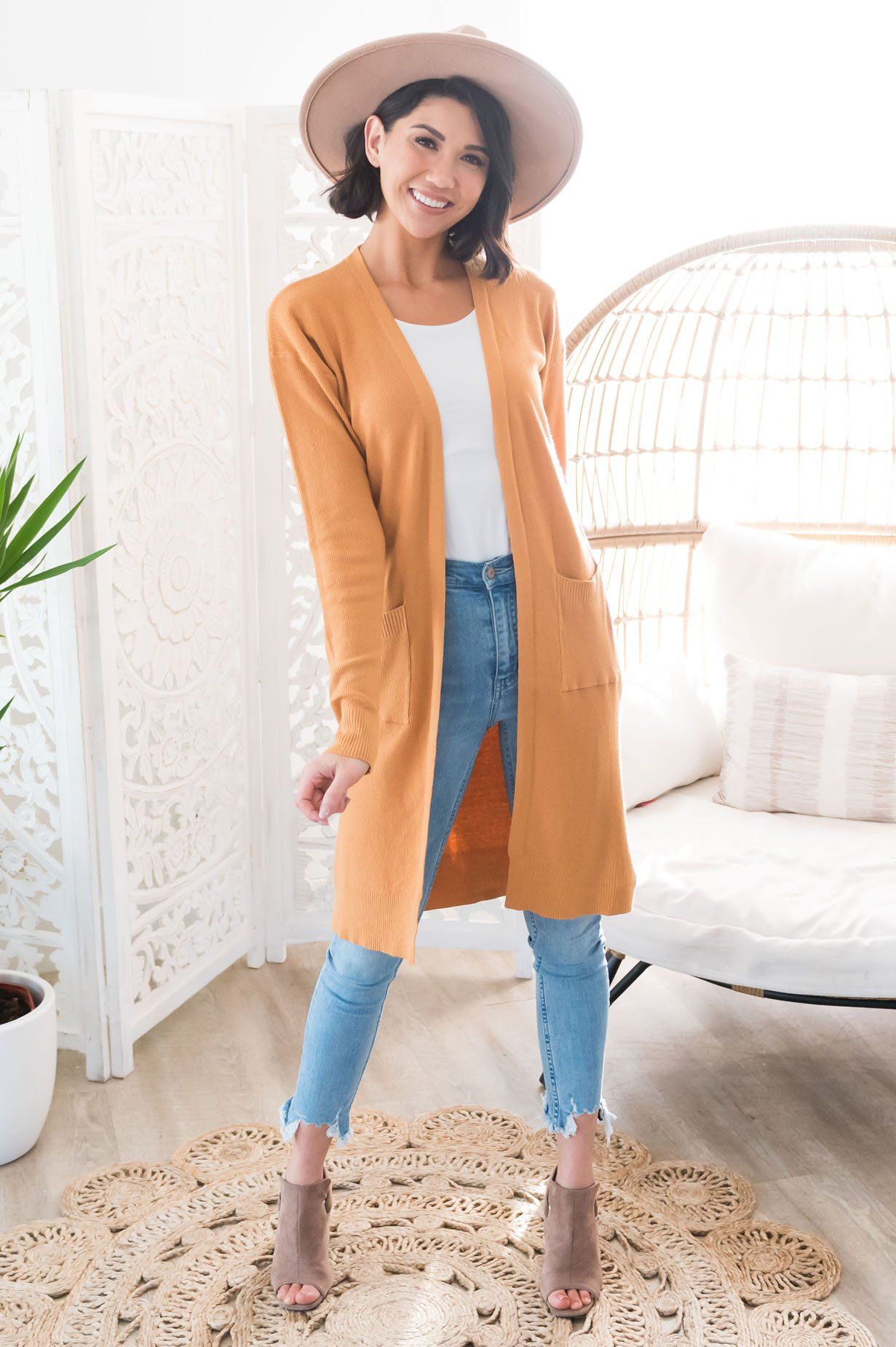 Simple Staple Modest Duster