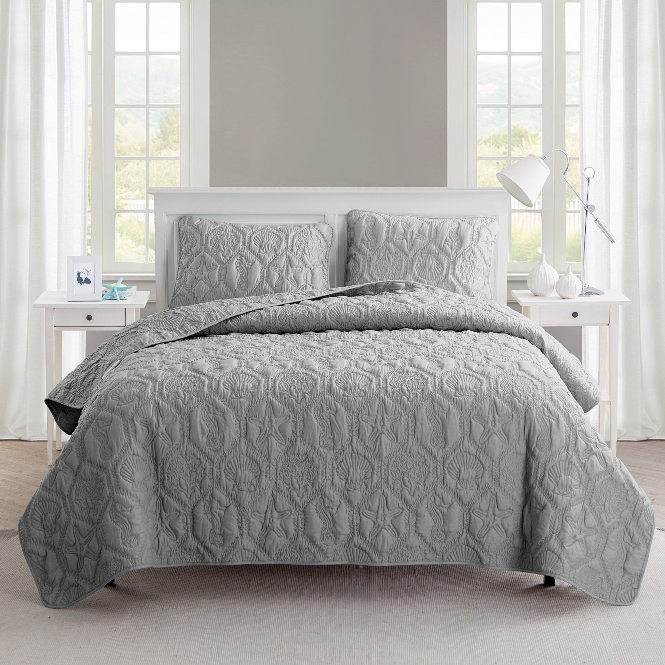 VCNY Home Shore 3-Piece Grey Coastal Polyester Quilt Set， Queen