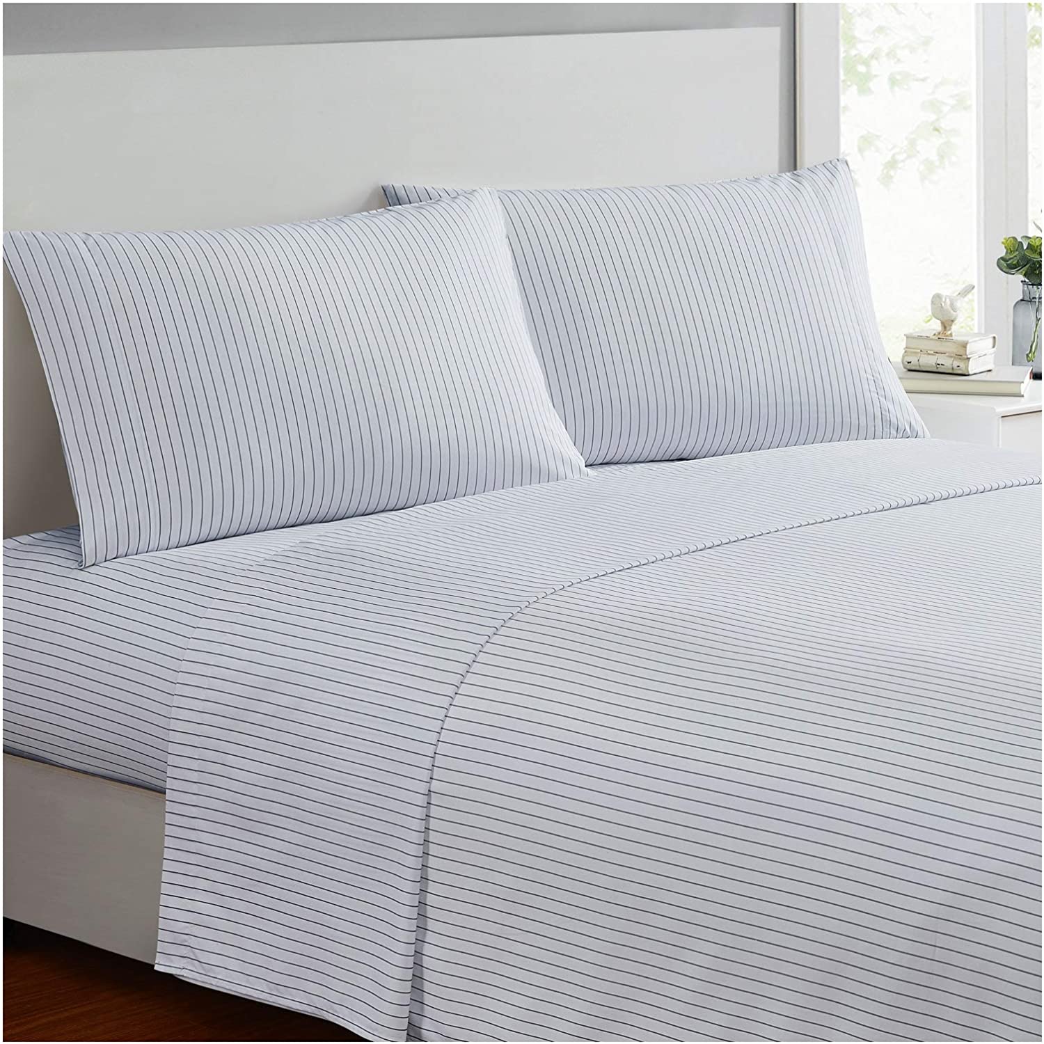 Brushed Microfiber Hypoallergenic 4 pcs Bedsheet Set King Size