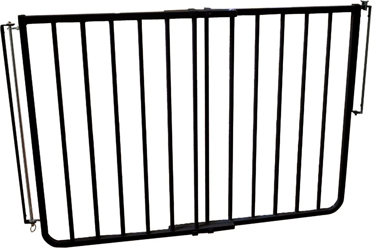 Cardinal Gates Outdoor Dog Gate