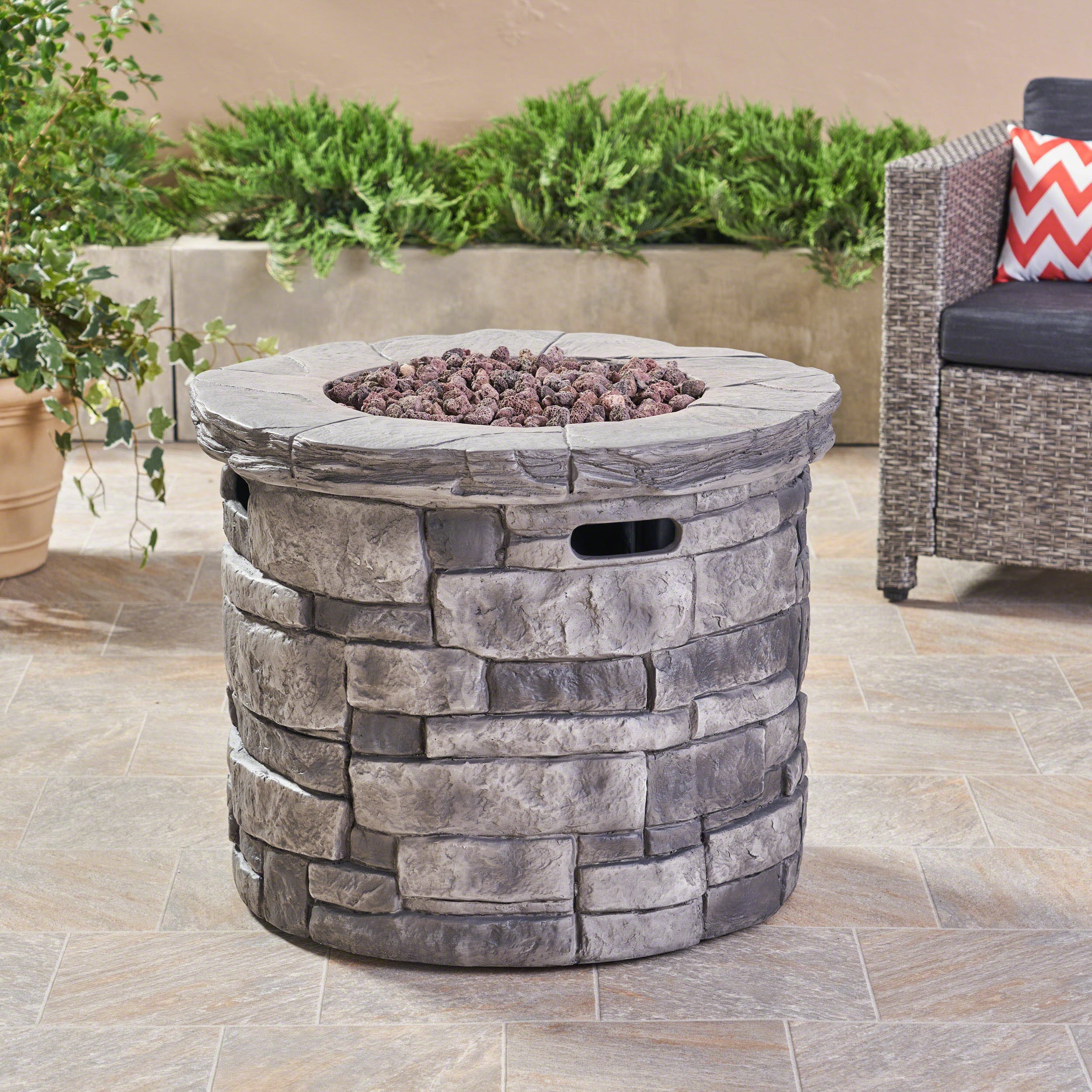 Altta Outdoor Gray Circular Fire Pit - 40,000 BTU