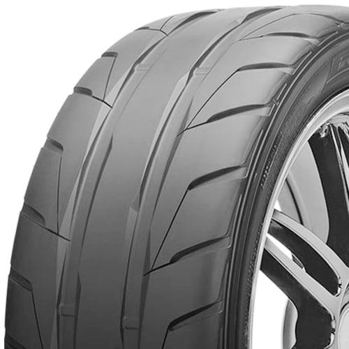 Nitto NT05 245/40R19 98 W Tire