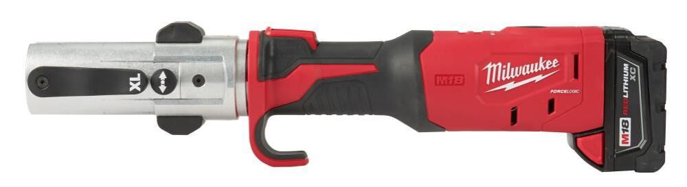 Milwaukee M18 FORCE LOGIC Long Throw Press Tool 1/2 in. to 1 in. Kit 2773-22L from Milwaukee