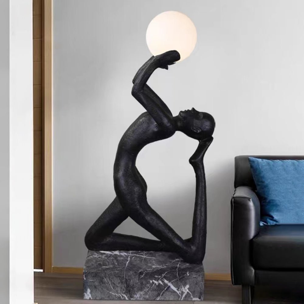 Isadora Sculpture Floor Lamp