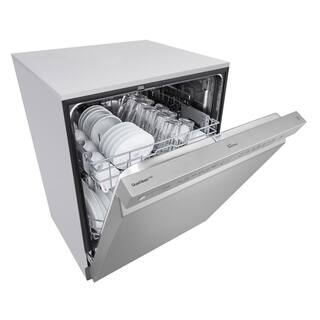 LG 24 in. Stainless Steel Front Control Built-In Dishwasher with Stainless Steel Tub Quadwash Dynamic Dry ADA 48 dBA ADFD5448AT