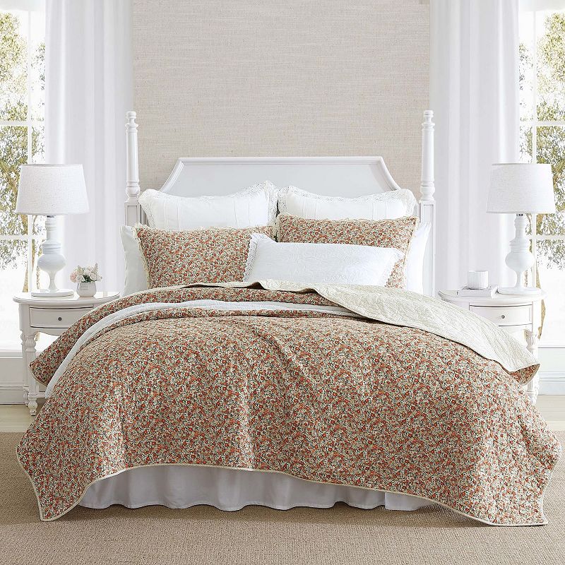 Laura Ashley Loveston Quilt Set