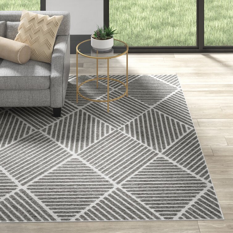 Mira Gray Indoor/Outdoor Rug