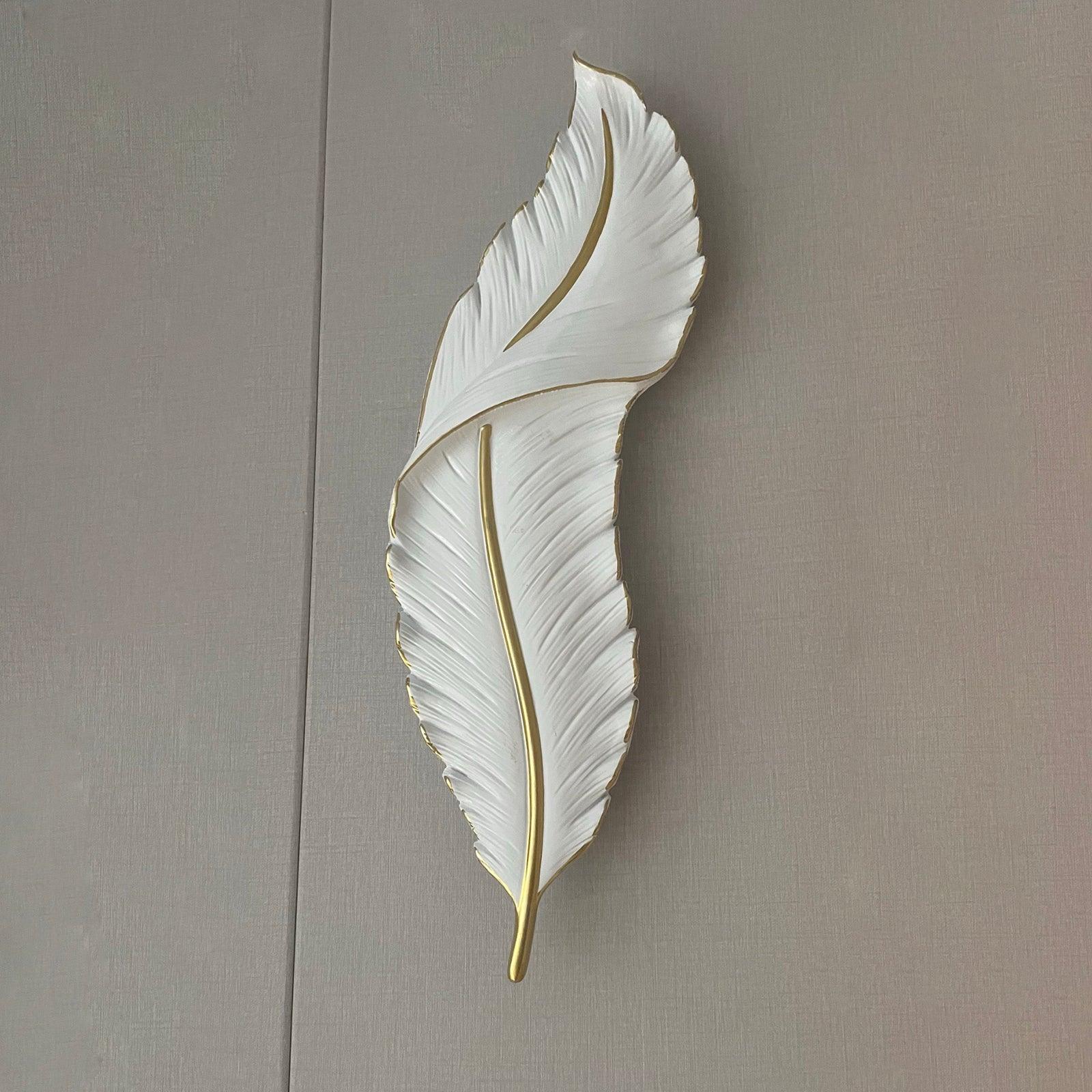 Feather Wall Lamp