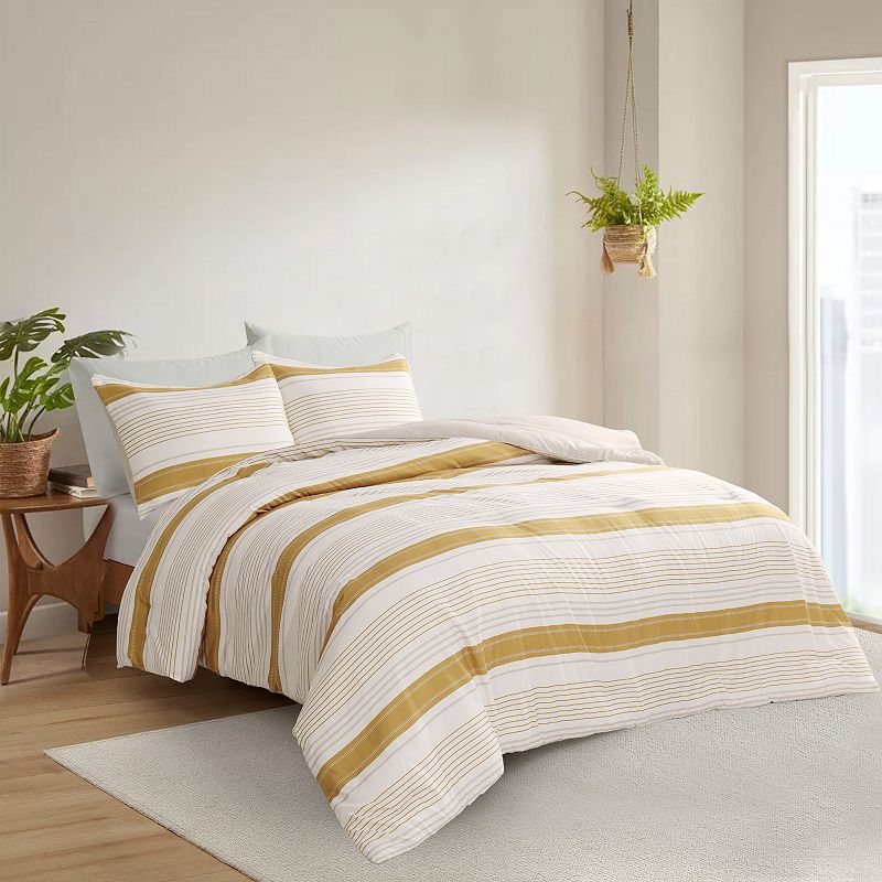 Unikome All Season Stripe Printed Pattern Down Alternative Reversible Comforter with Shams