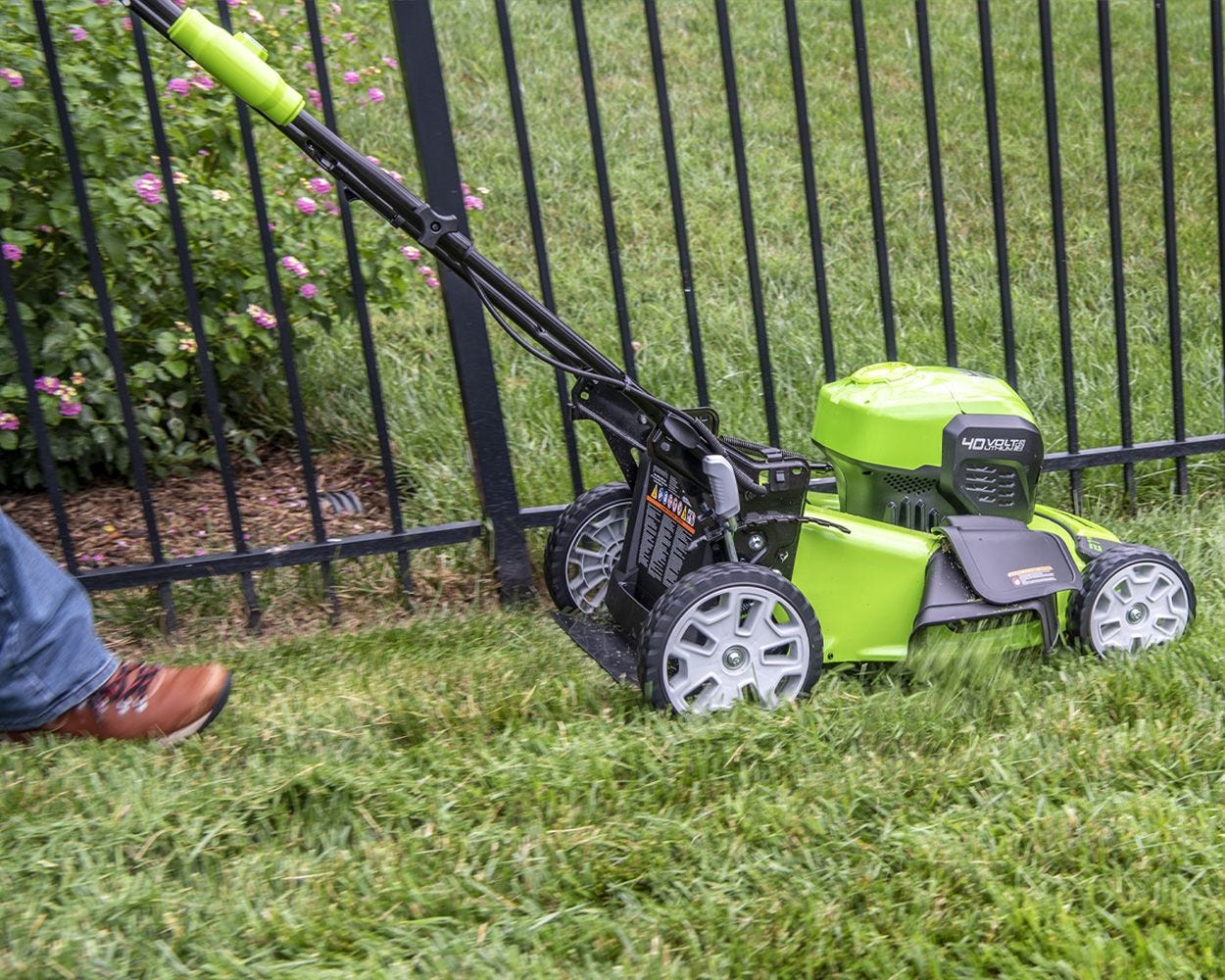 40V 21-Inch Cordless Lawn Mower | Greenworks