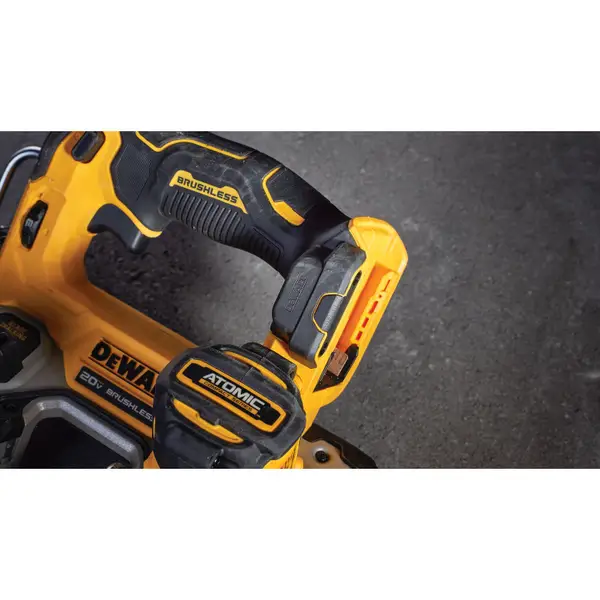 DEWALT DCS377B ATOMIC 20V MAX Brushless Cordless 1-3/4 Compact Bandsaw