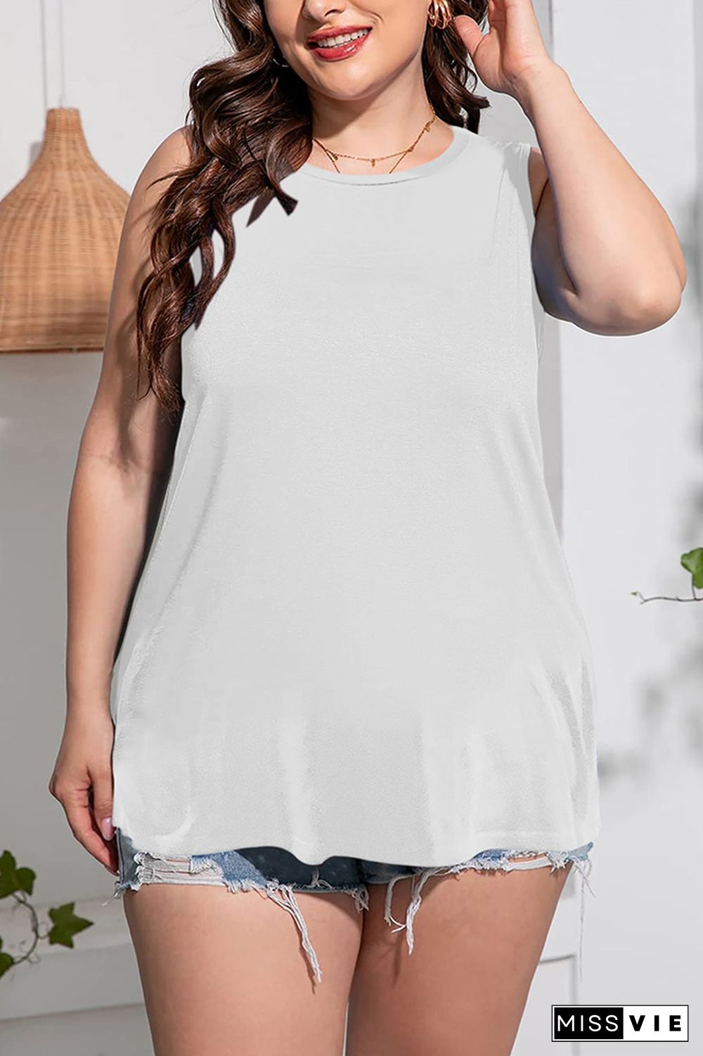 Plus Size Sleeveless Plain Tank Top