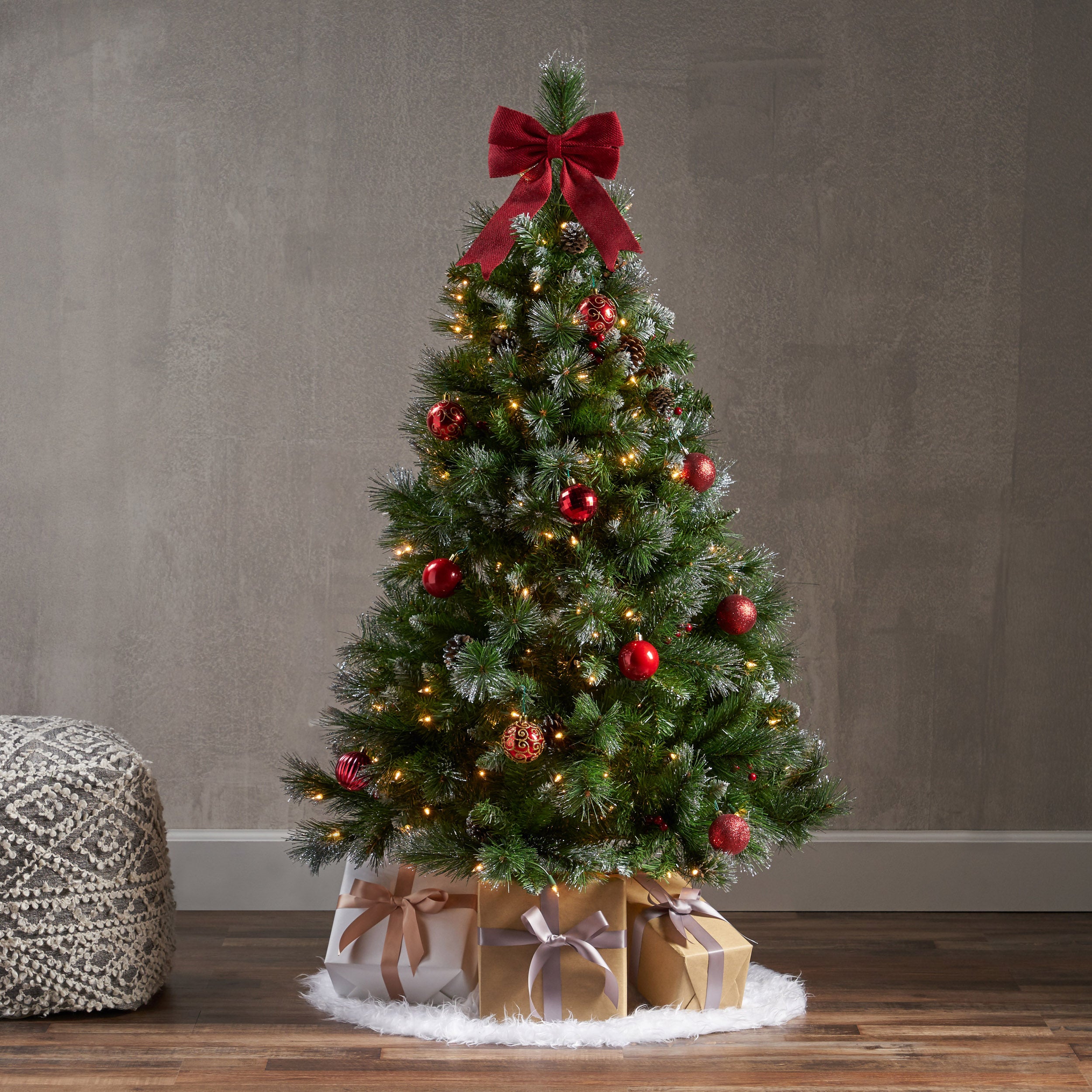 4.5-foot Mixed Spruce Hinged Artificial Christmas Tree with Glitter Branches, Red Berries, and Pinecones