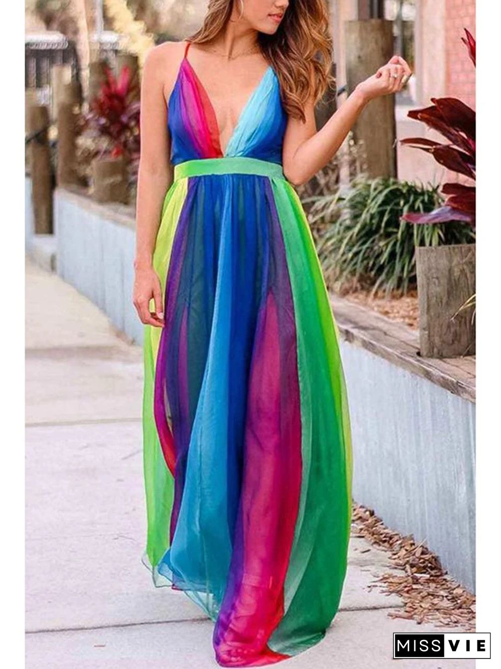 V-neck Colorblock Striped Sphagetti Maxi Dress P16221