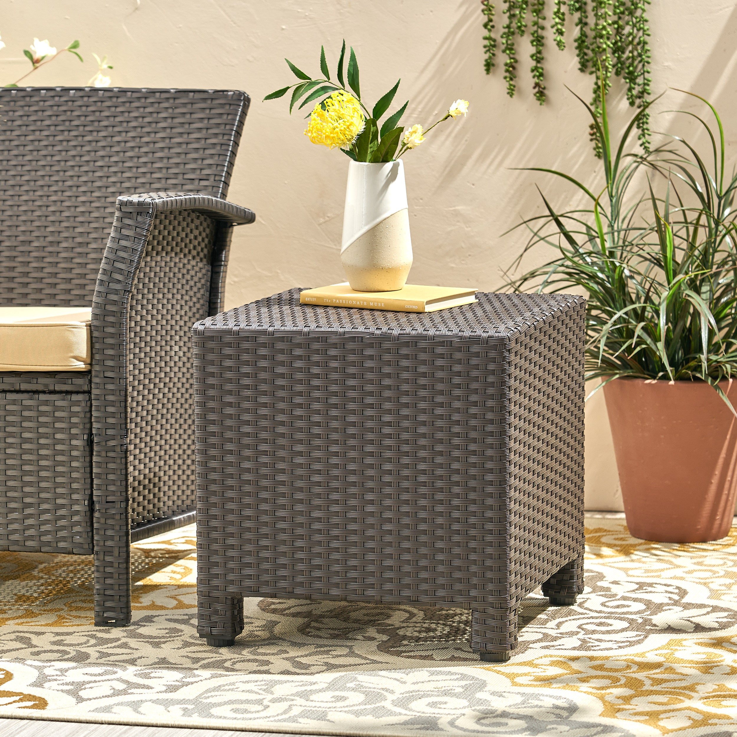 Pueblo Outdoor Wicker Accent Side Table