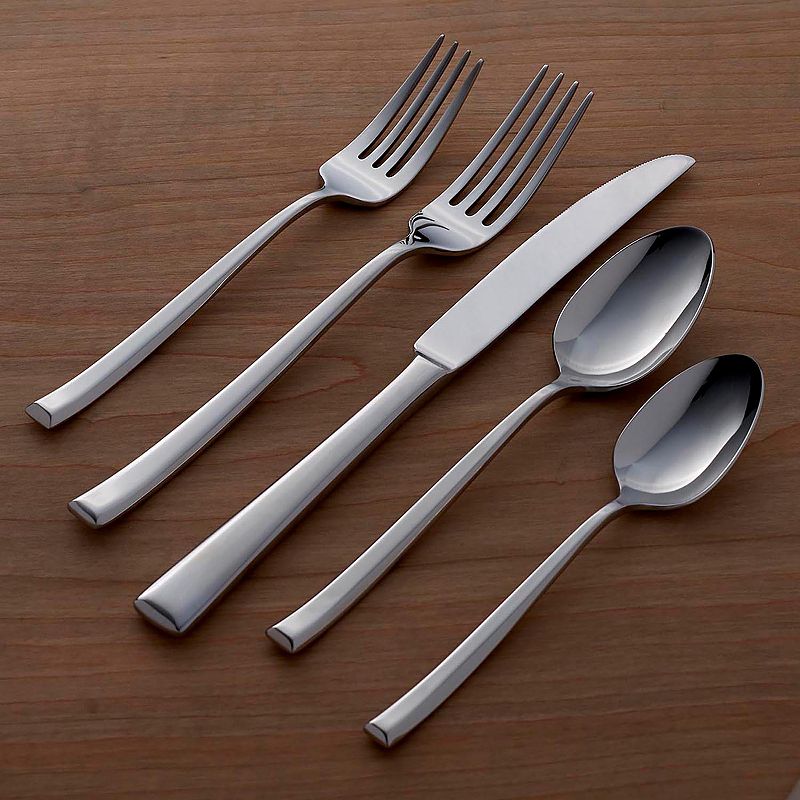 Oneida Pearce 20-pc. Flatware Set