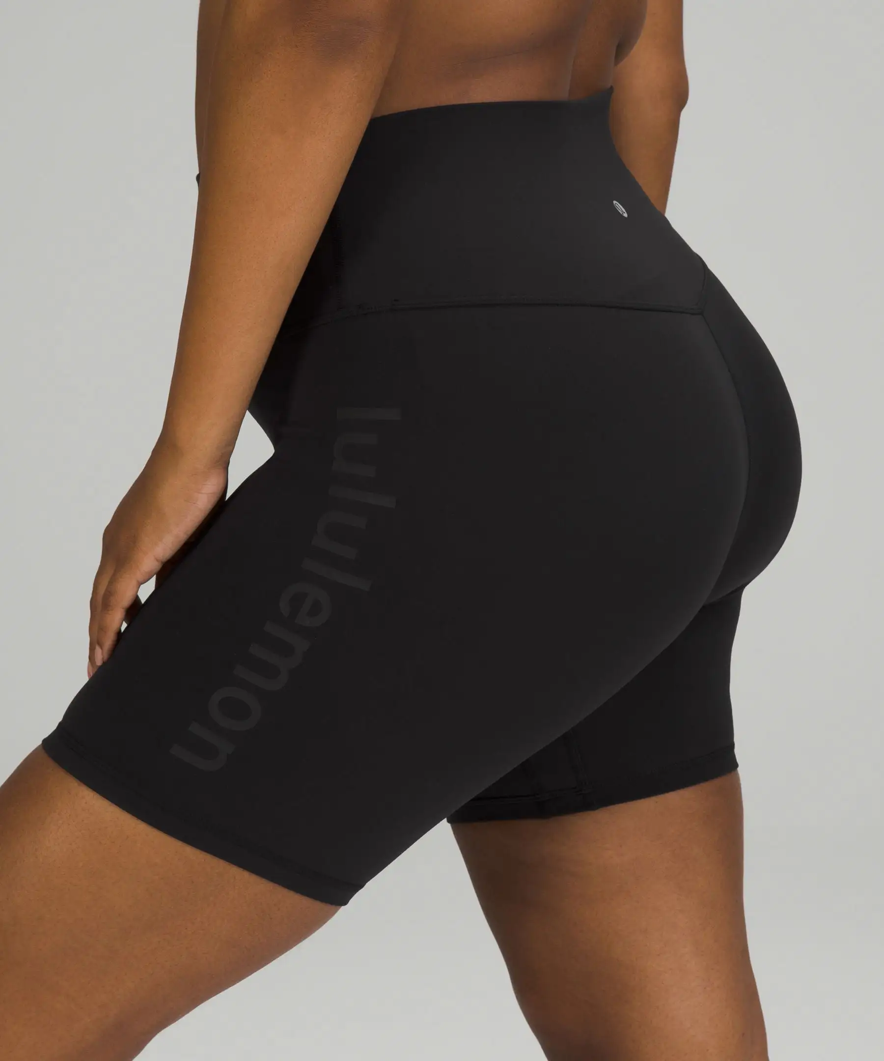 lululemon Align High-Rise Short 8 Logo