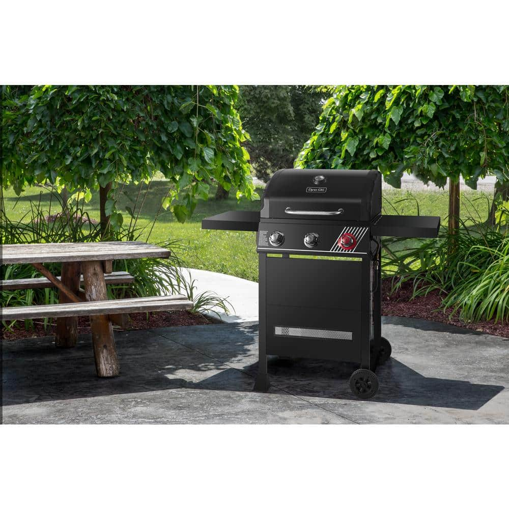 Dyna-Glo 3-Burner Propane Gas Grill in Matte Black with TriVantage Multi-Functional Cooking System DGH353CRP