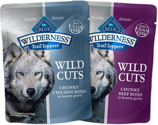 Blue Buffalo Wilderness Trail Toppers Wild Cuts Variety Pack Chunky Chicken and Beef Bites in Gravy Grain-Free Dog Food Topper， 3-oz， pouch of 12