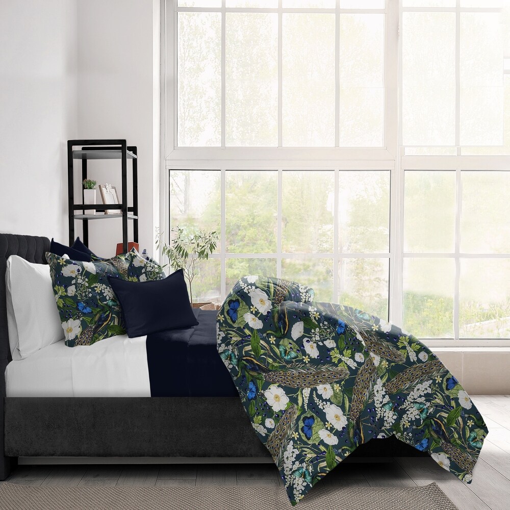 Peacock Print Teal/Navy Comforter   Pillow Sham Set.