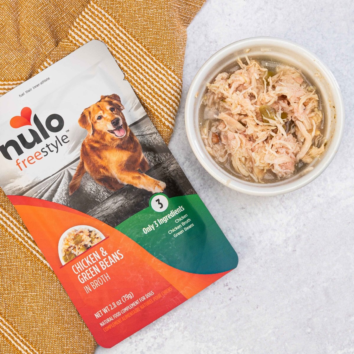 Nulo FreeStyle Chicken and Green Beans in Broth Dog Food Topper