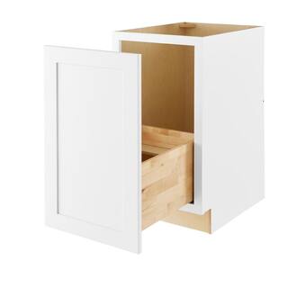 Hampton Bay Avondale Shaker Alpine White Ready to Assemble 18 in Base Cabinet with Pull-Out Trash Can (18in W x 34.5in H x 24in D) BTR18FH