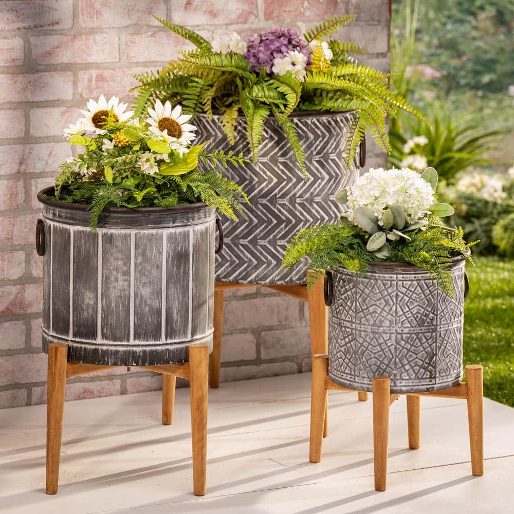 GERSON INTERNATIONAL S/3 Assorted Metal Planters with Stands 2634800EC