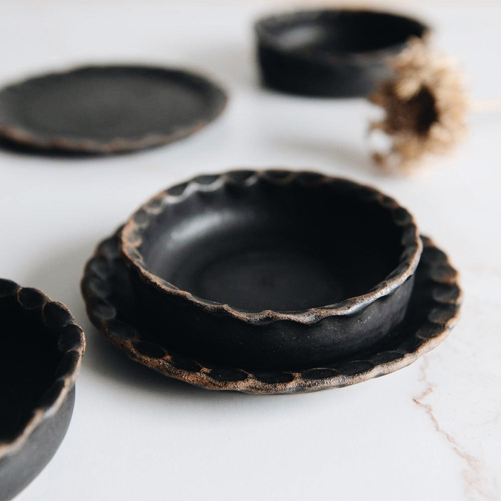 Ceramic Scalloped Dish - Dark