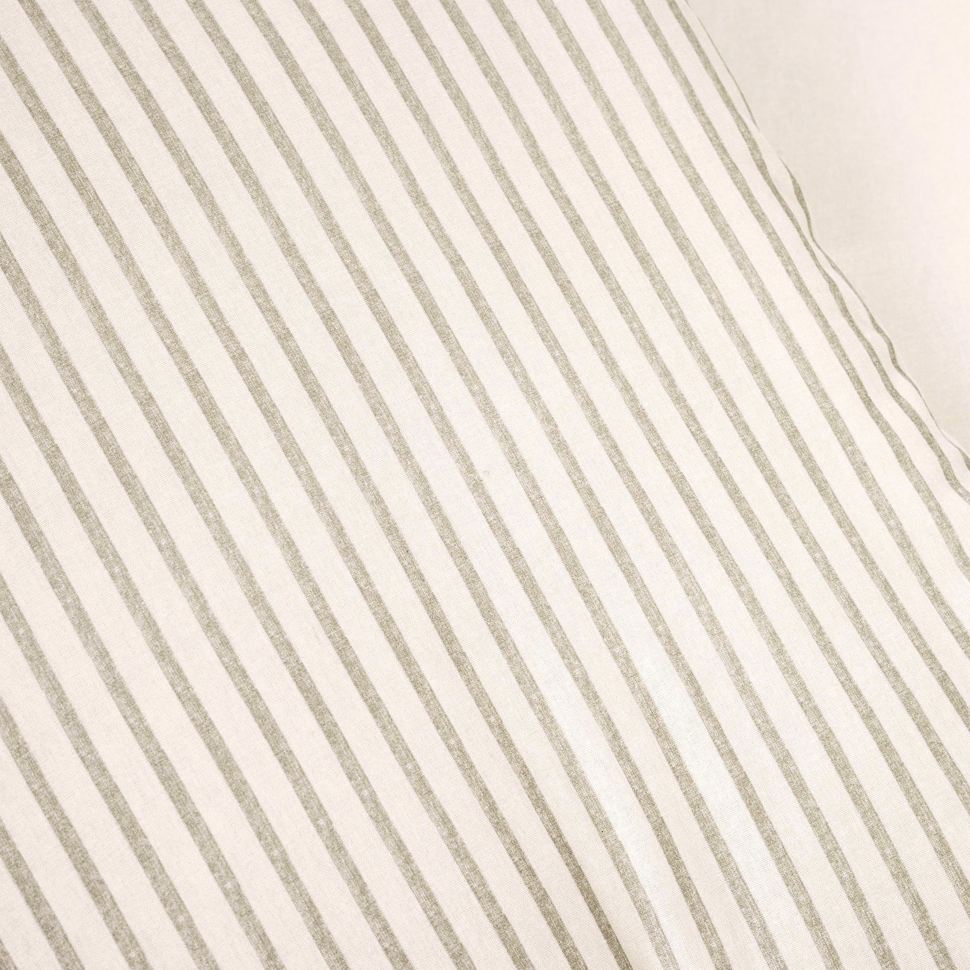 Farmhouse Stripe Cotton Reversible Comforter Set