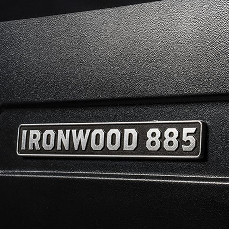 Traeger Ironwood 885 Pellet Grill  Black