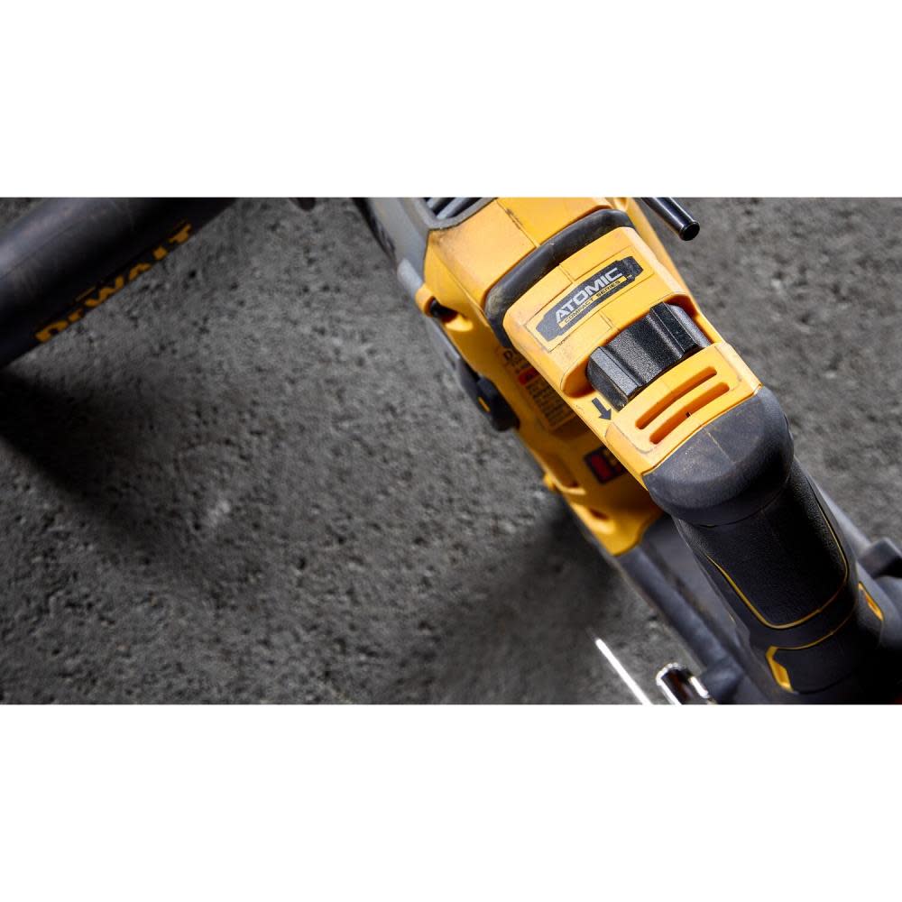 DEWALT ATOMIC 20V MAX 5/8 Brushless SDS PLUS Rotary Hammer Kit ;