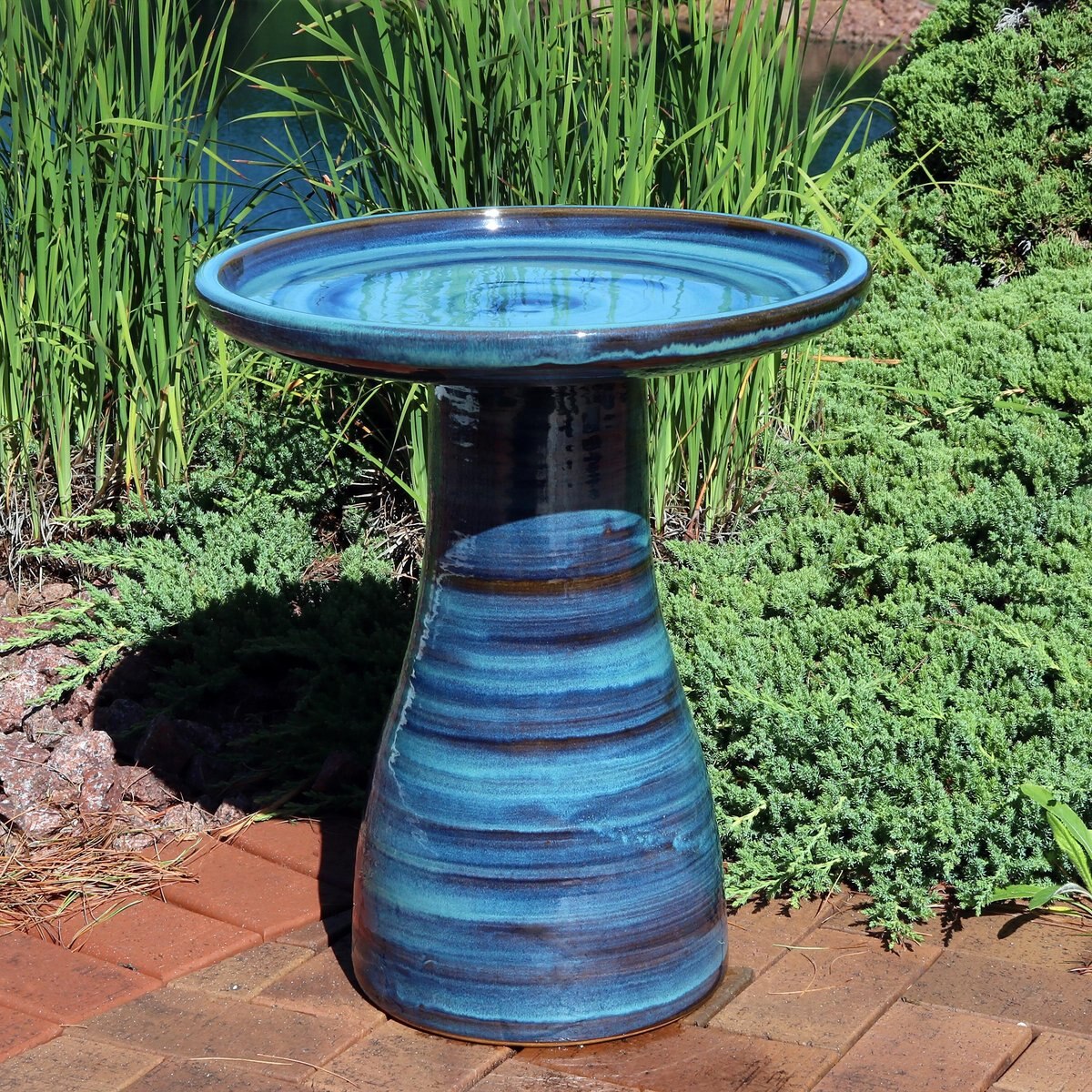 Sunnydaze Decor Elegant Outdoor Ceramic Bird Bath