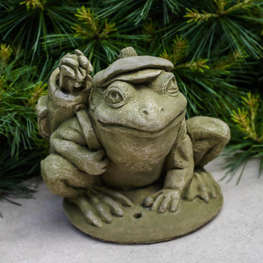 Campania International Golfer Frog Statue