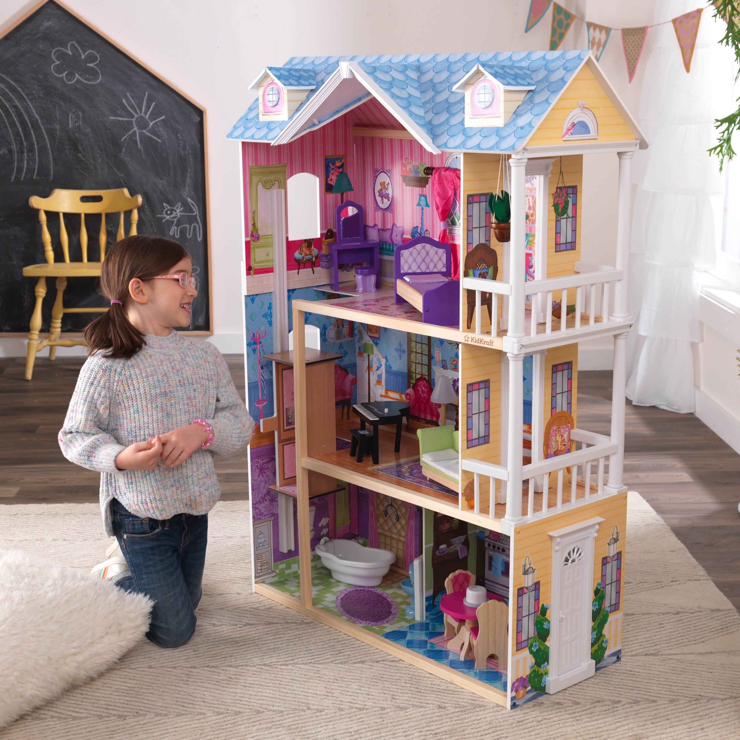 KidKraft My Dreamy Dollhouse with Lights and Sounds， Elevator and 14 Accessories