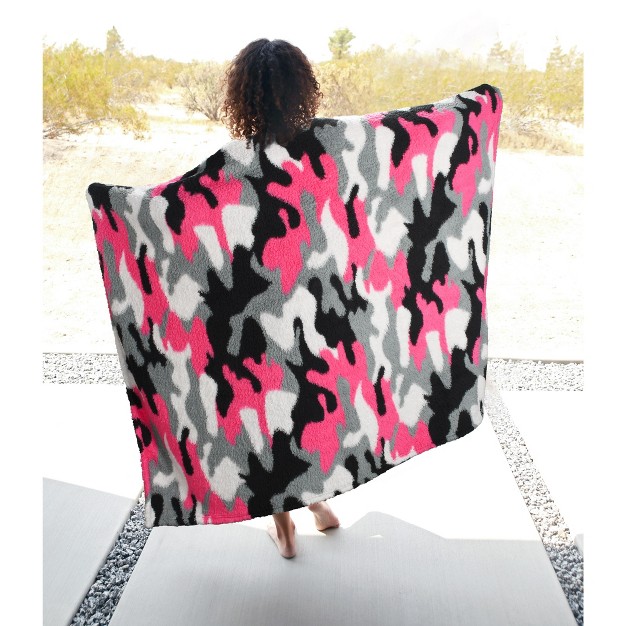 Catalonia Camo Throw Blanket Fuzzy Snuggle Blanket For Camping Traveling Couch Bed Soft Light Weight Reversible All Season Use 50x60 Inches