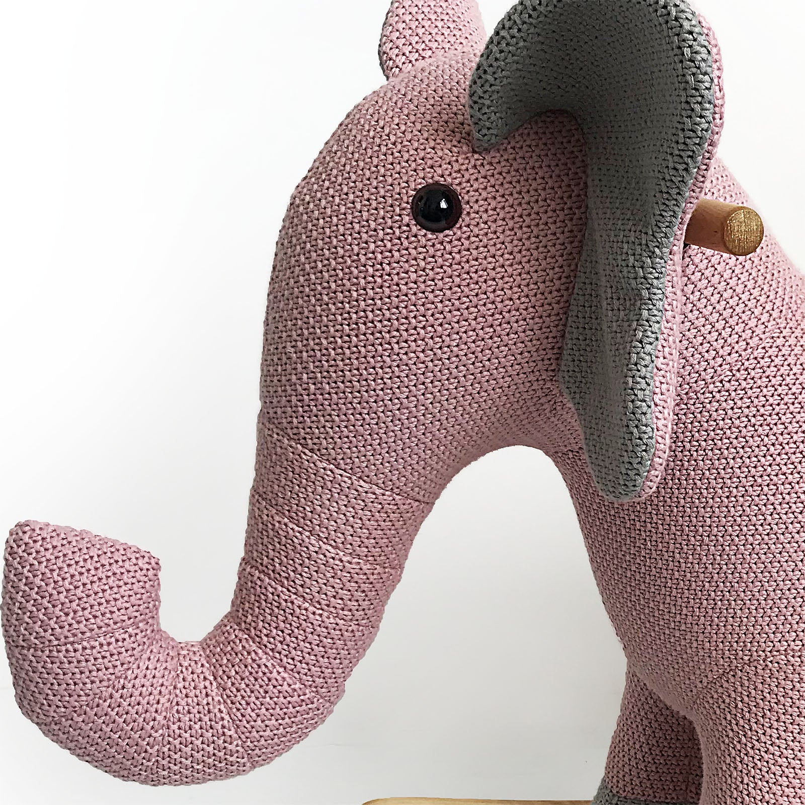 Handmade Cute Rocking Elephant Decorative Lt-Y16