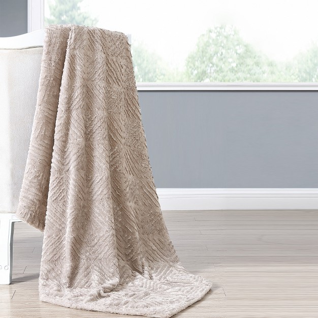 Modern Threads Luxury Faux Fur Throw Blanket