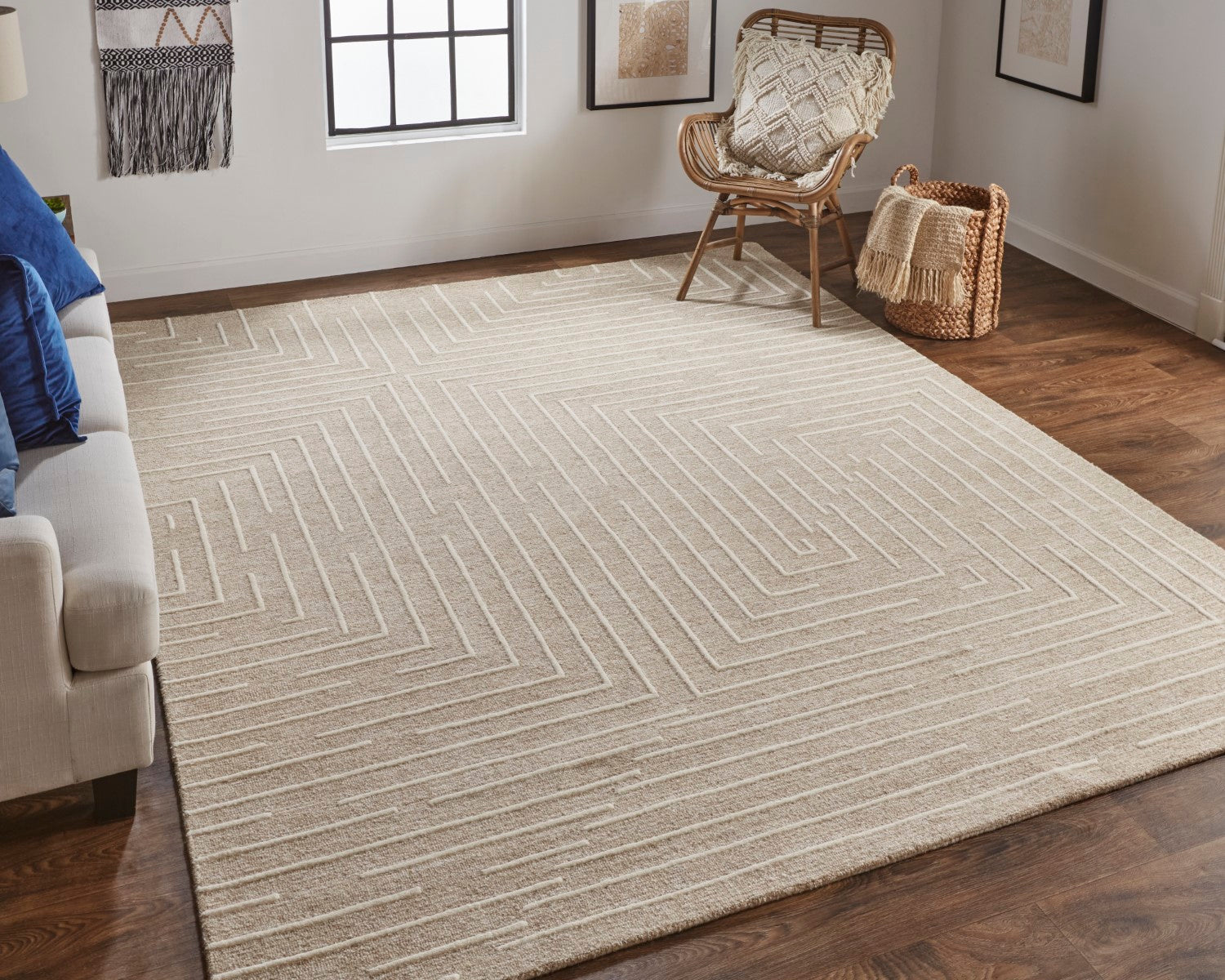 Fenner Hand Tufted Beige / Ivory Rug