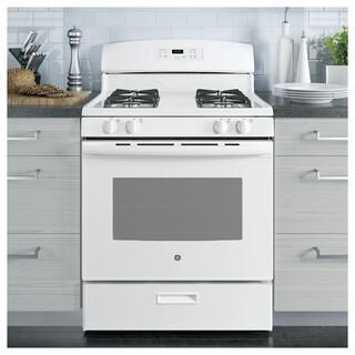 GE 30 in. 4.8 cu. ft. Freestanding Gas Range in White JGBS60DEKWW